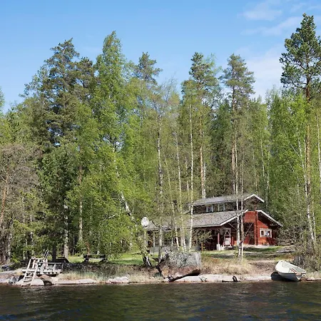 Moekki Syrjaelae *