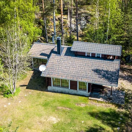 Moekki Syrjaelae * Puumala
